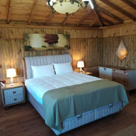 מלון Sehr-i Dilmun Bungalows 3*